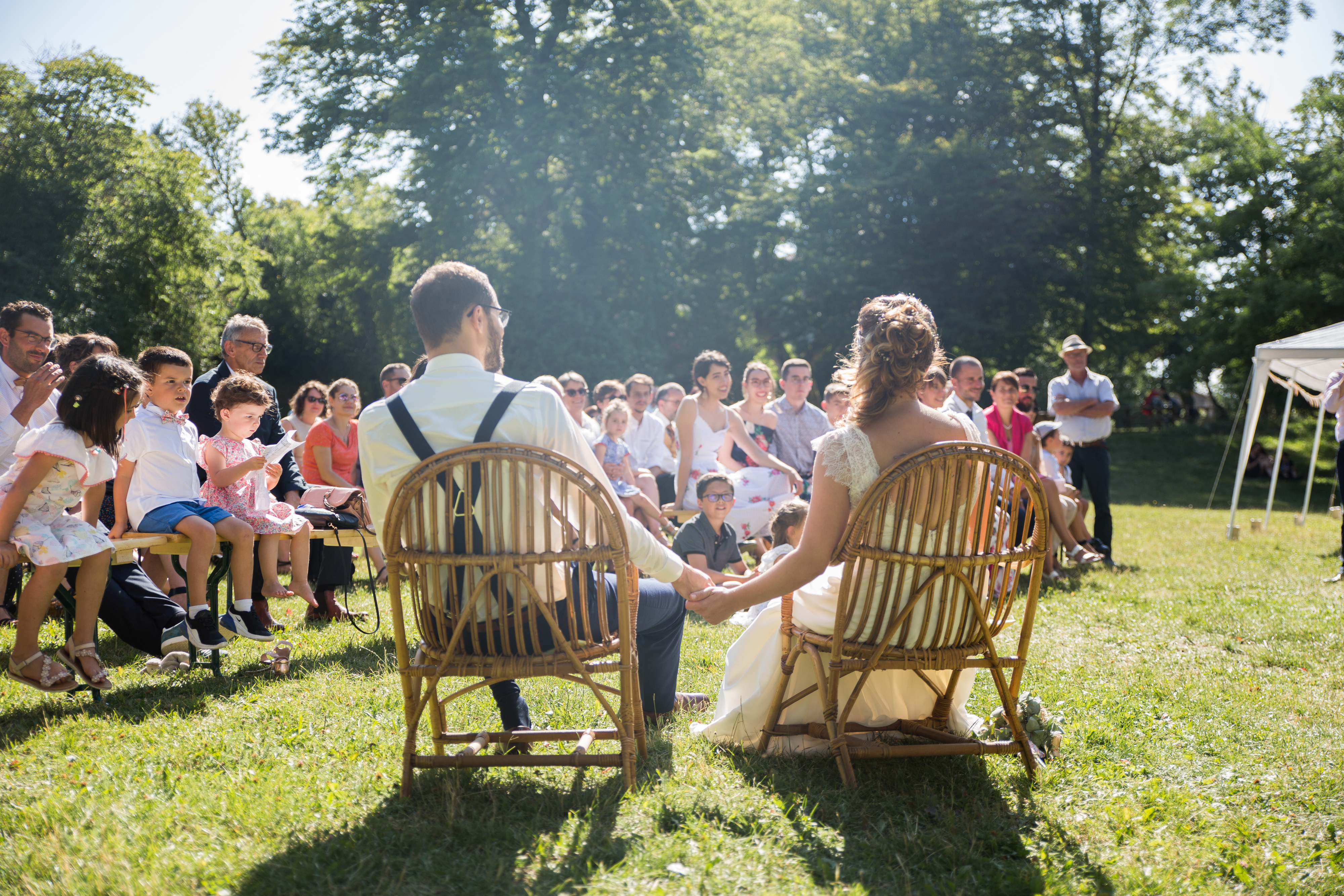 photographe-mariage-haute-loire-yssingeaux-aurore-ceysson-orangerie-maubourg-ceremonie-laique