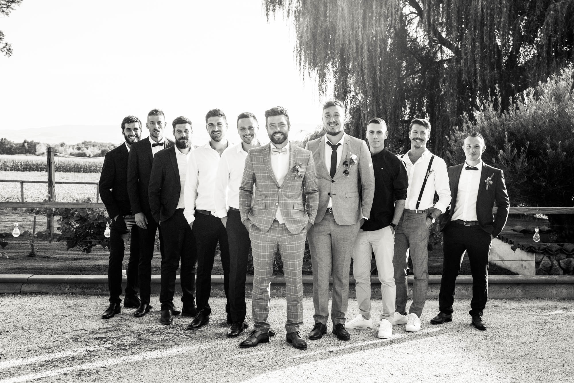 photographe-mariage-genilac-lyon-lifestyle-aurore-ceysson-ceremonie-laique-la-cours-du-domaine-Mornand-en-Forez