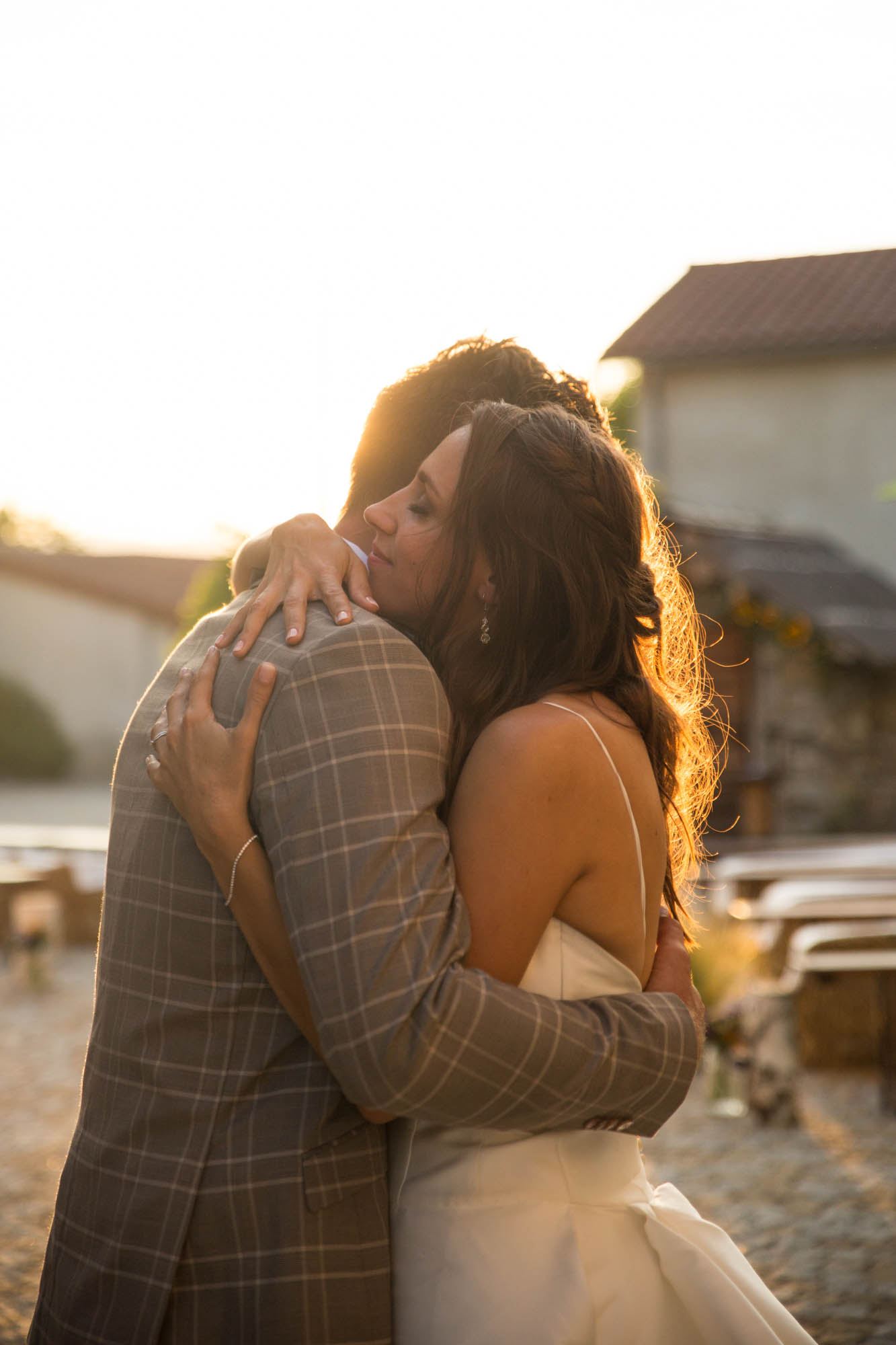 photographe-mariage-loire-lifestyle-aurore-ceysson-la-cours-du-domaine-Mornand-en-Forez