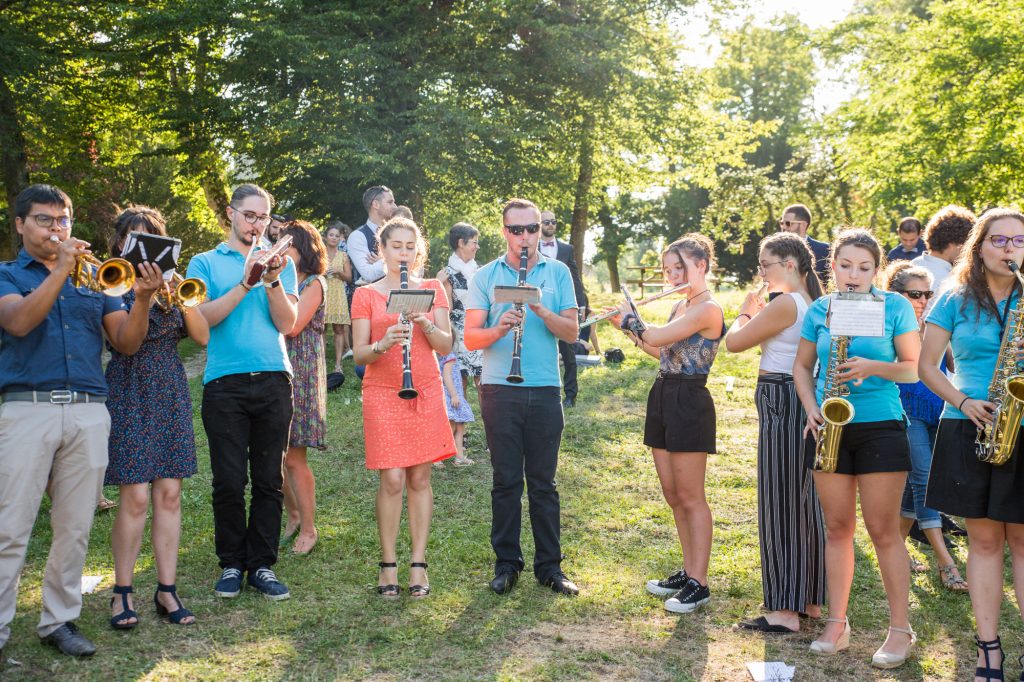 photographe-mariage-haute-loire-yssingeaux-aurore-ceysson-orangerie-maubourg-ceremonie-laique