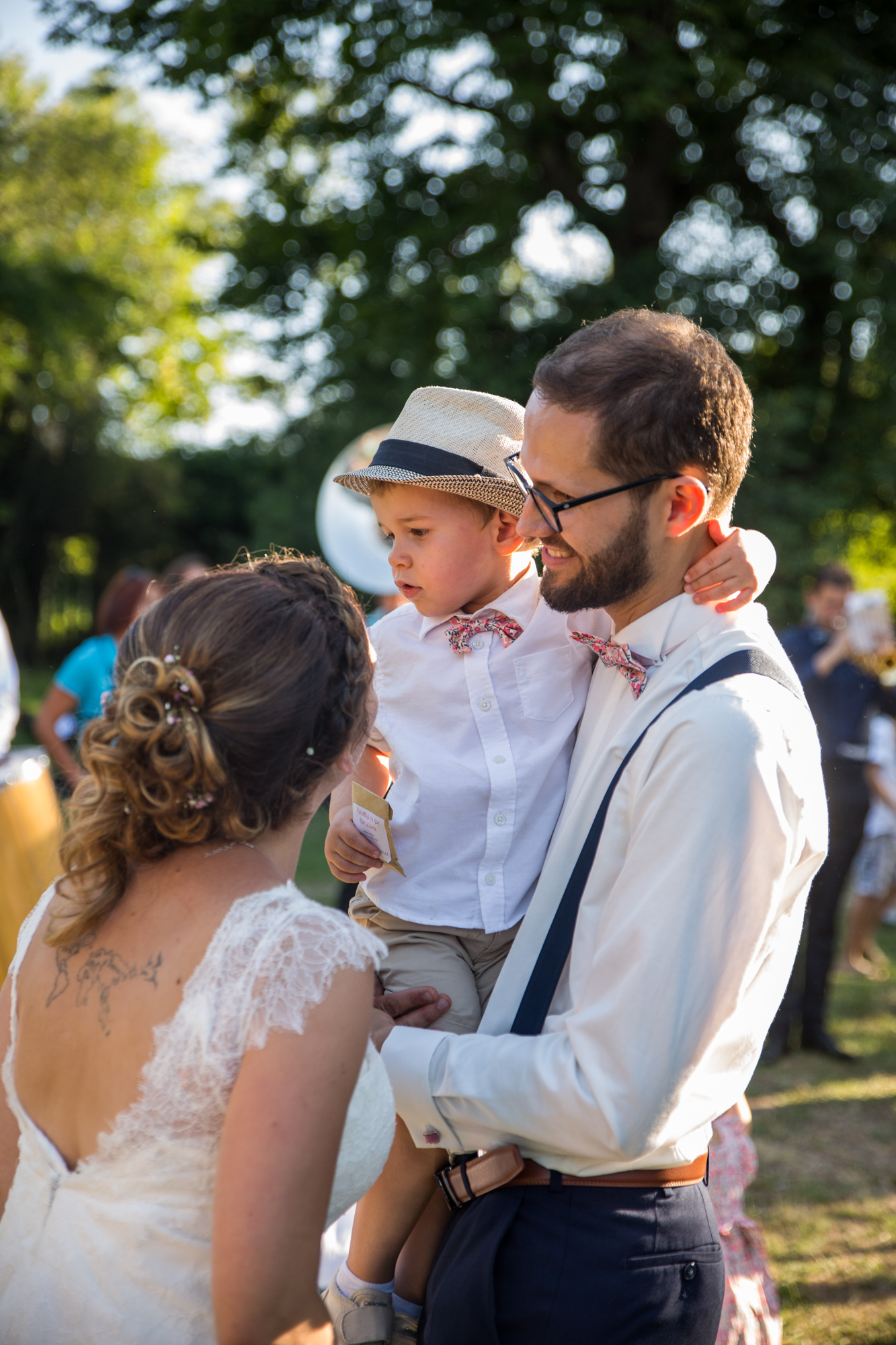 photographe-mariage-haute-loire-yssingeaux-aurore-ceysson-orangerie-maubourg-ceremonie-laique